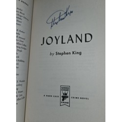 Joyland - Firmado por...