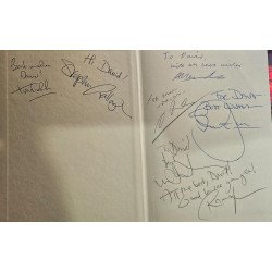 Postscripts 10 - Firmado por siete autores